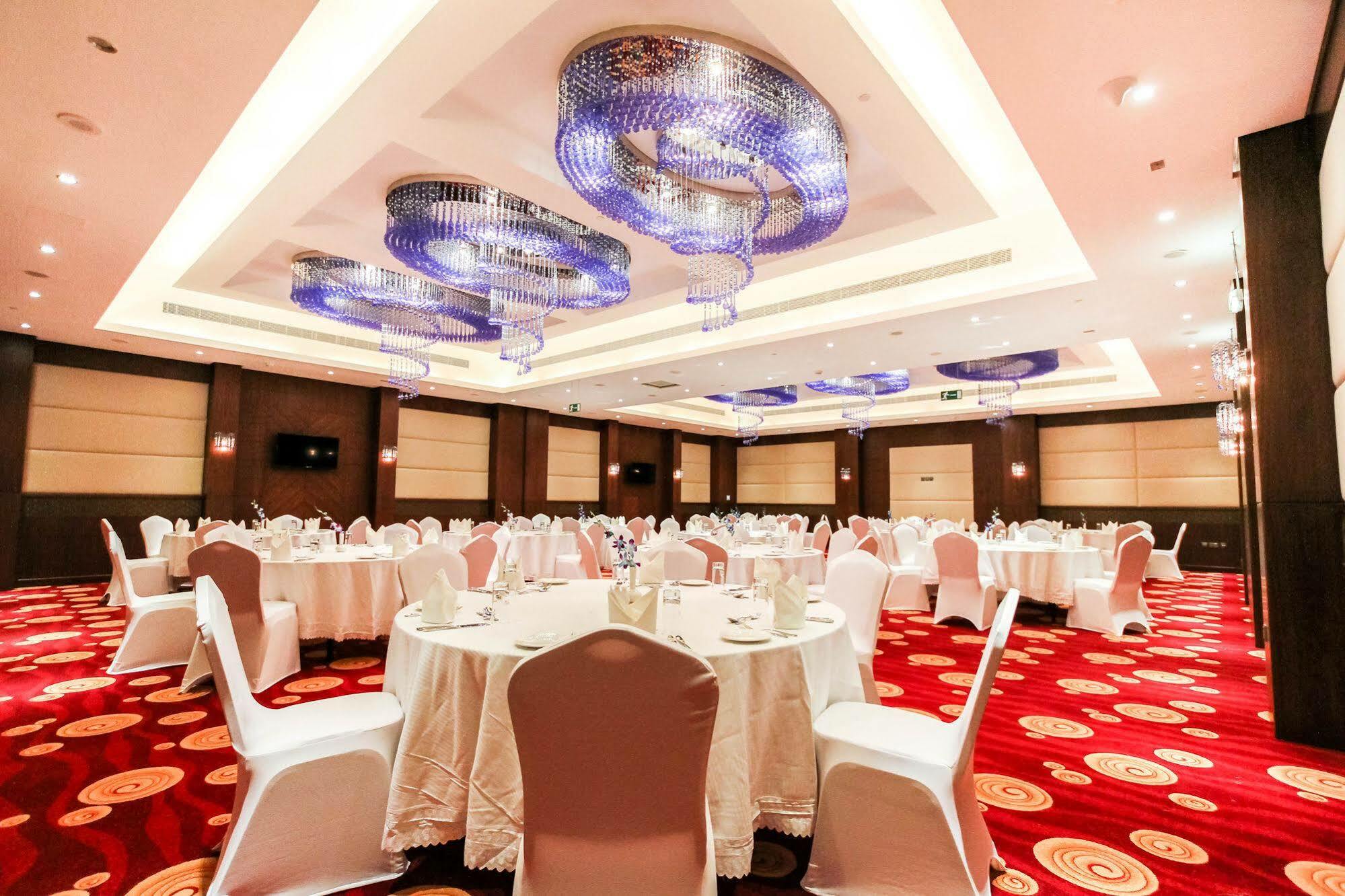 Danat Capital Hotel Abu Dhabi Eksteriør bilde