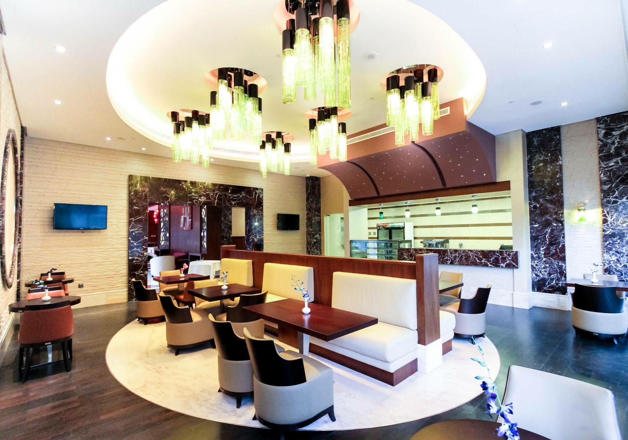 Danat Capital Hotel Abu Dhabi Eksteriør bilde