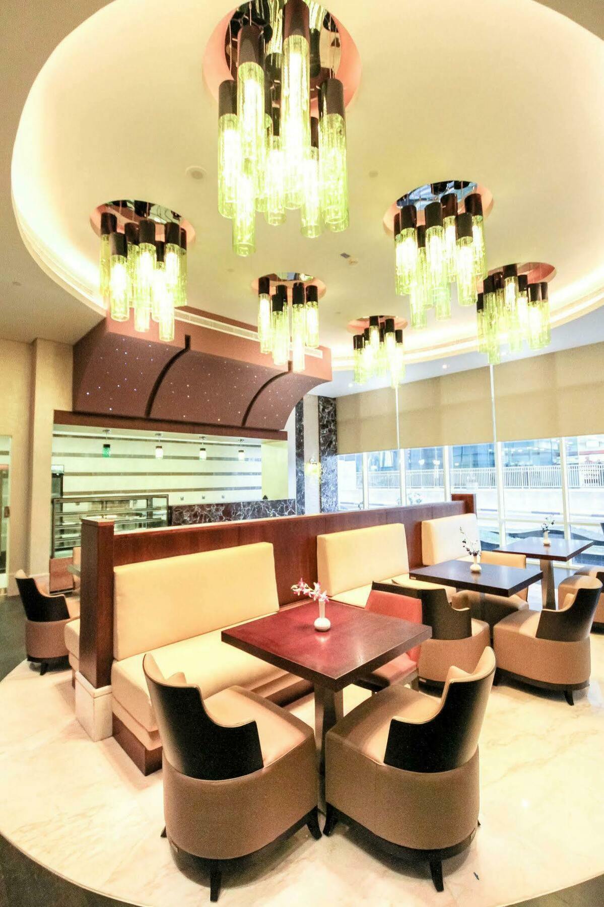 Danat Capital Hotel Abu Dhabi Eksteriør bilde